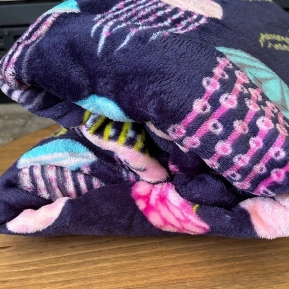 The Big One Jellyfish Oversized Plush Throw Blanket Colorful  5'x6' GIFT NEW
